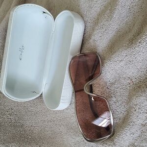 Oakley women's sunglasses